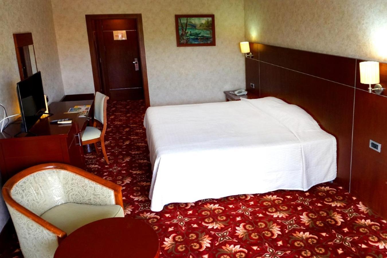 Queen Thermal Resort Hotel Emet Extérieur photo